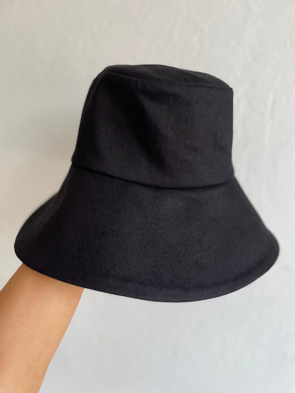 SHOP JANESSA LEONÉ – Influencestyle