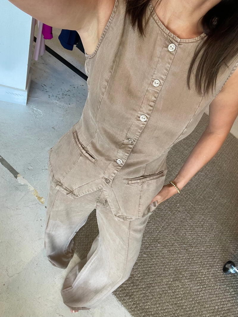 Julian Waist Coat