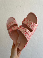 Freedom Moses Sandals / Love Rosa